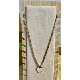 Collier tennis et son pendentif coeur